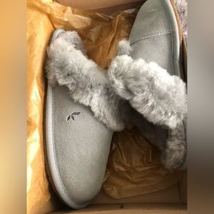 Kookaburra by UGG Grey Milo Slippers size 8